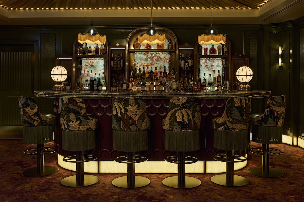 HERO PRESS IMAGE OF THE DEMOB BAR FOR MARGARET PR CAMPAIGN AROUND THE RE LAUNCH OF THE SLOANE CLUB